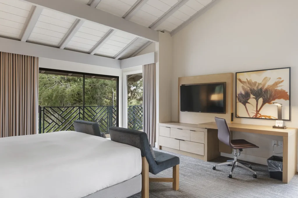 Pala mesa hillside king room09