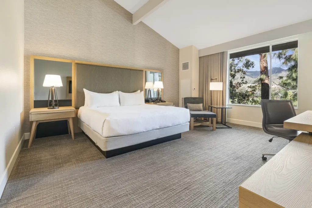 Pala mesa standard king room 03