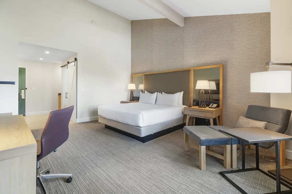 Pala mesa standard king room 09